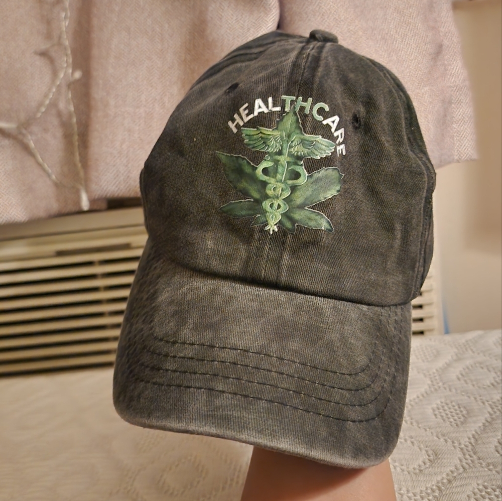 THC healTHCare hat